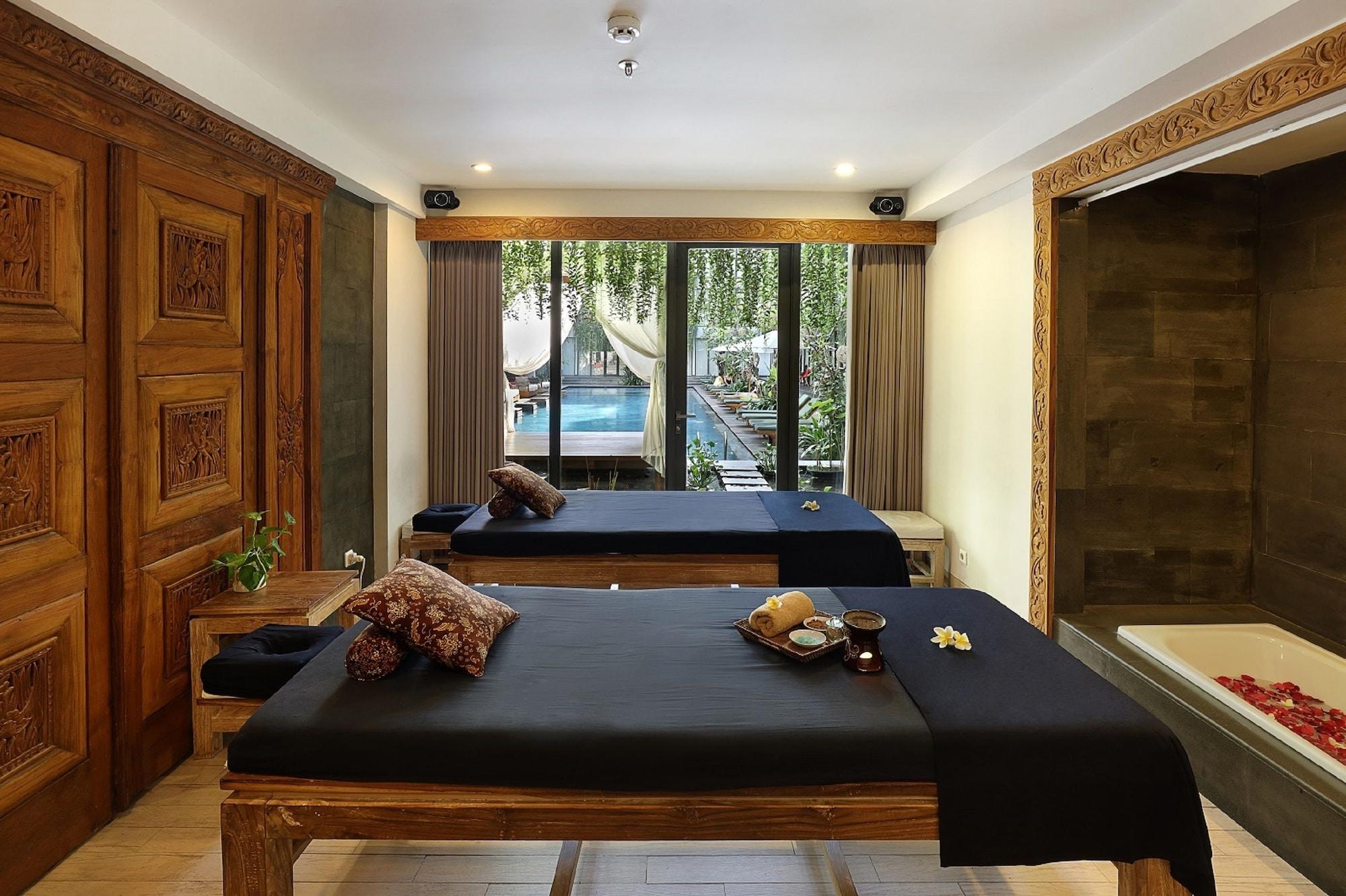 Spa Hotel NEO+ Kuta, Legian by ASTON
