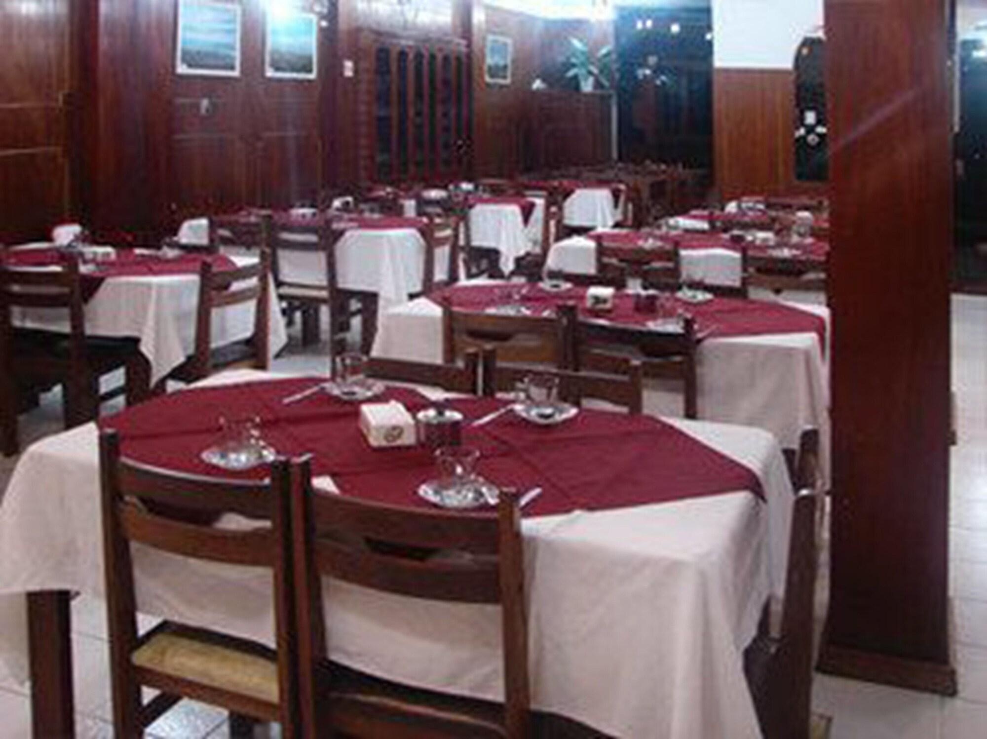 Restaurant Cheltum Hotel