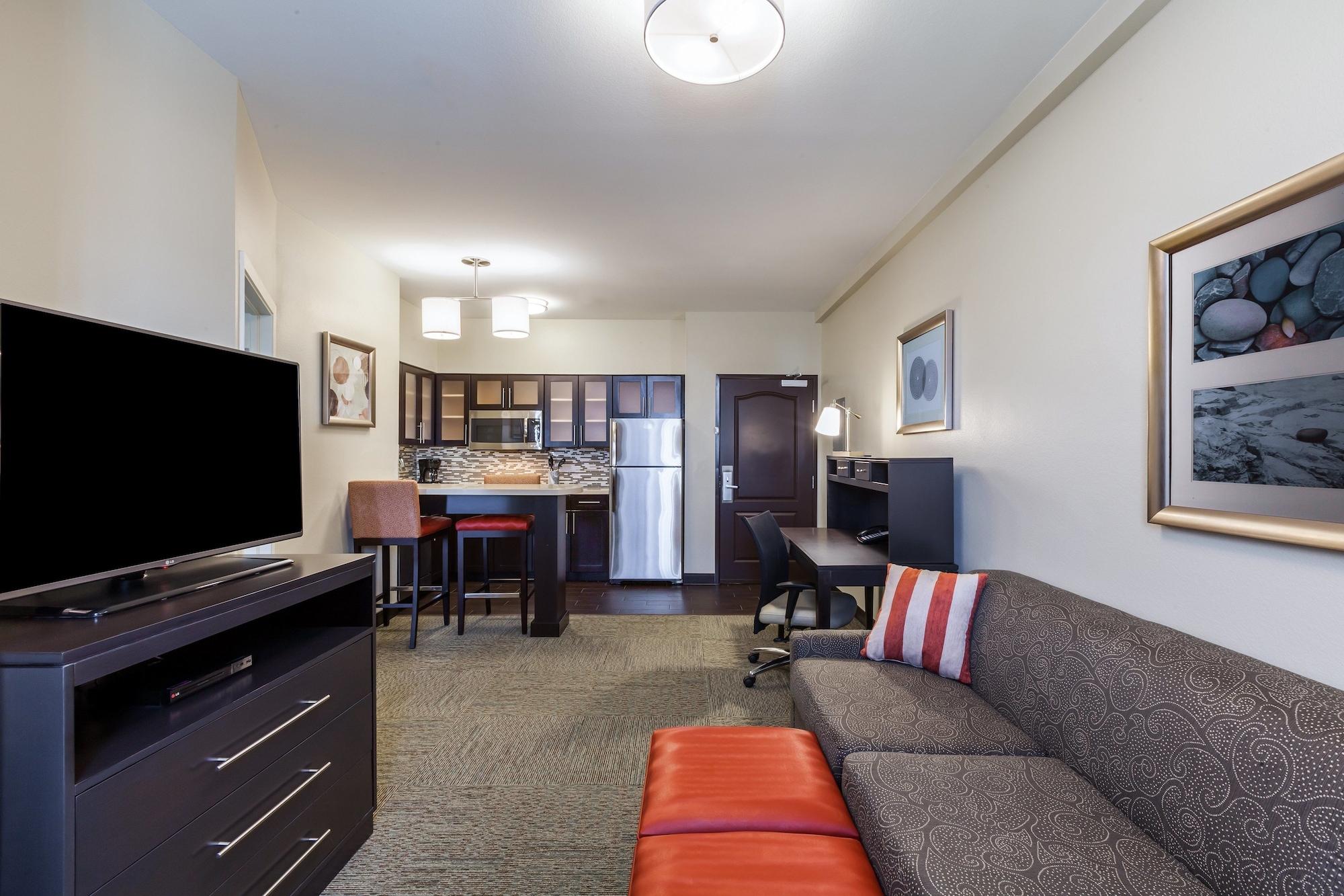 Equipamiento de Habitación Staybridge Suites Fort Worth - Fossil Creek by IHG