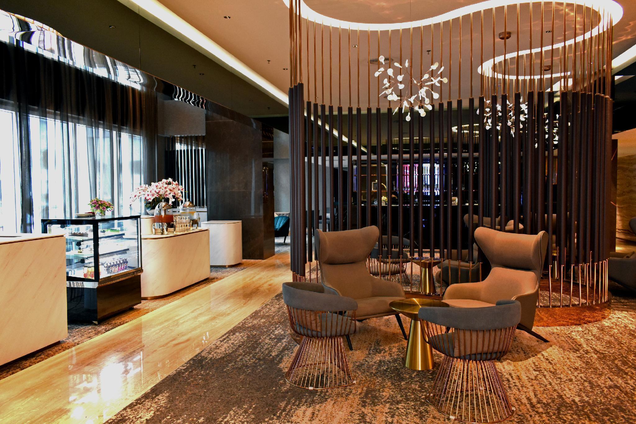 Bar/Salón AMES Hotel