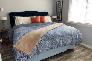 Alquiler Vacacional - Cute cottage, peek-a-boo view close to everything Anacortes has to offer.