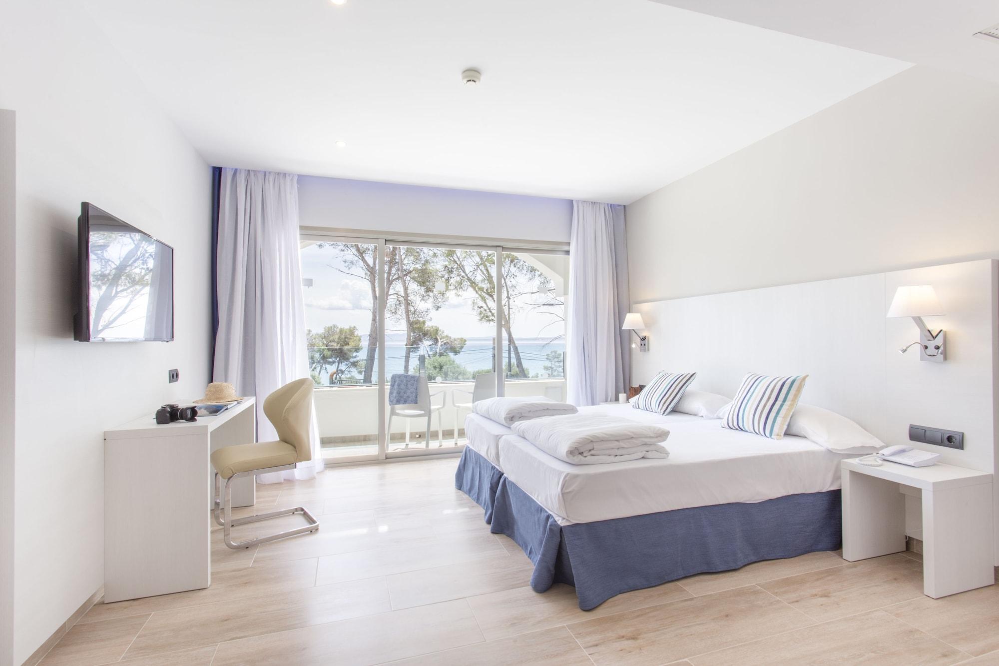Habitación Mar Hotels Alcanada