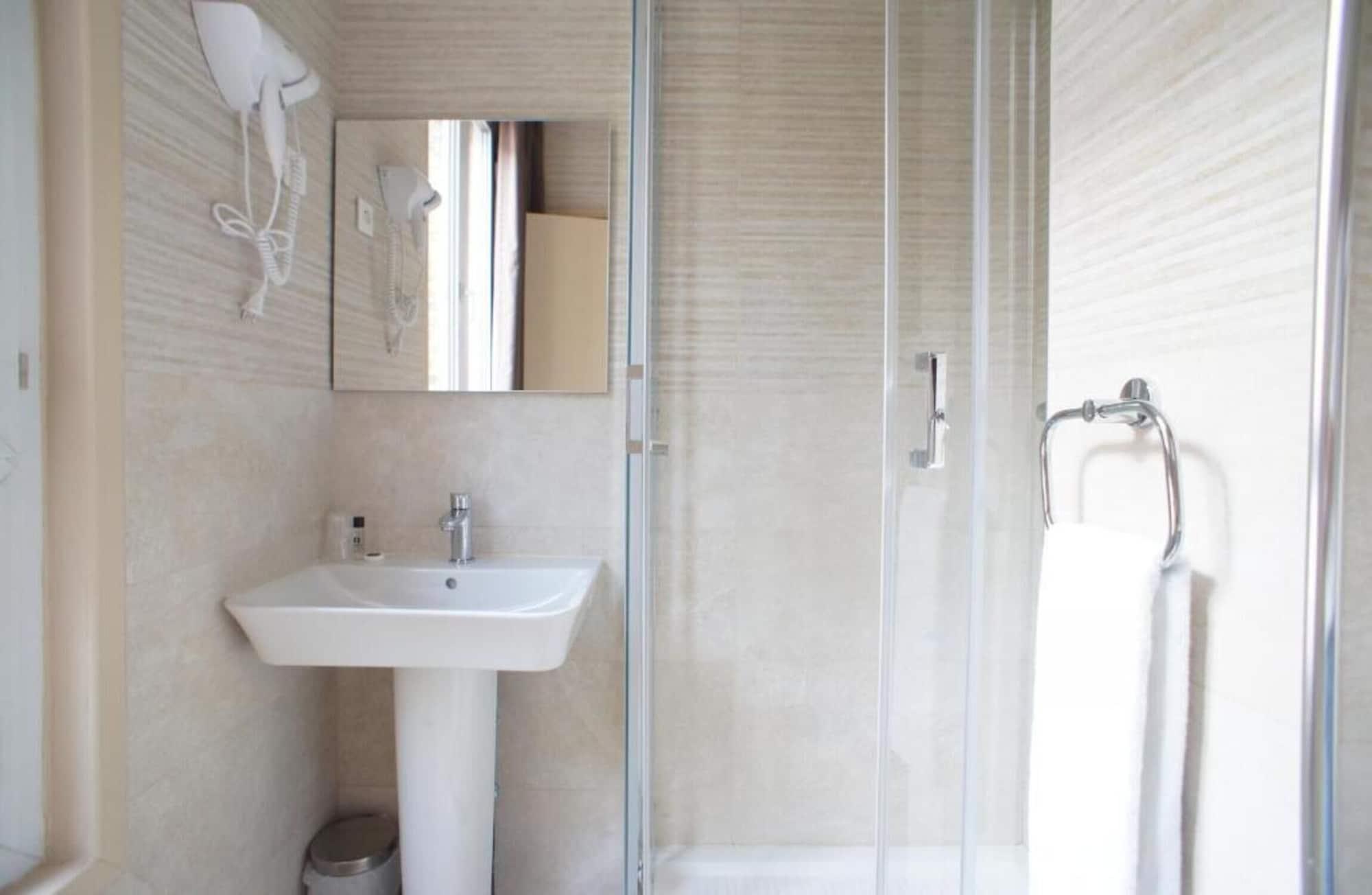 Equipamiento de Habitación Hôtel de France
