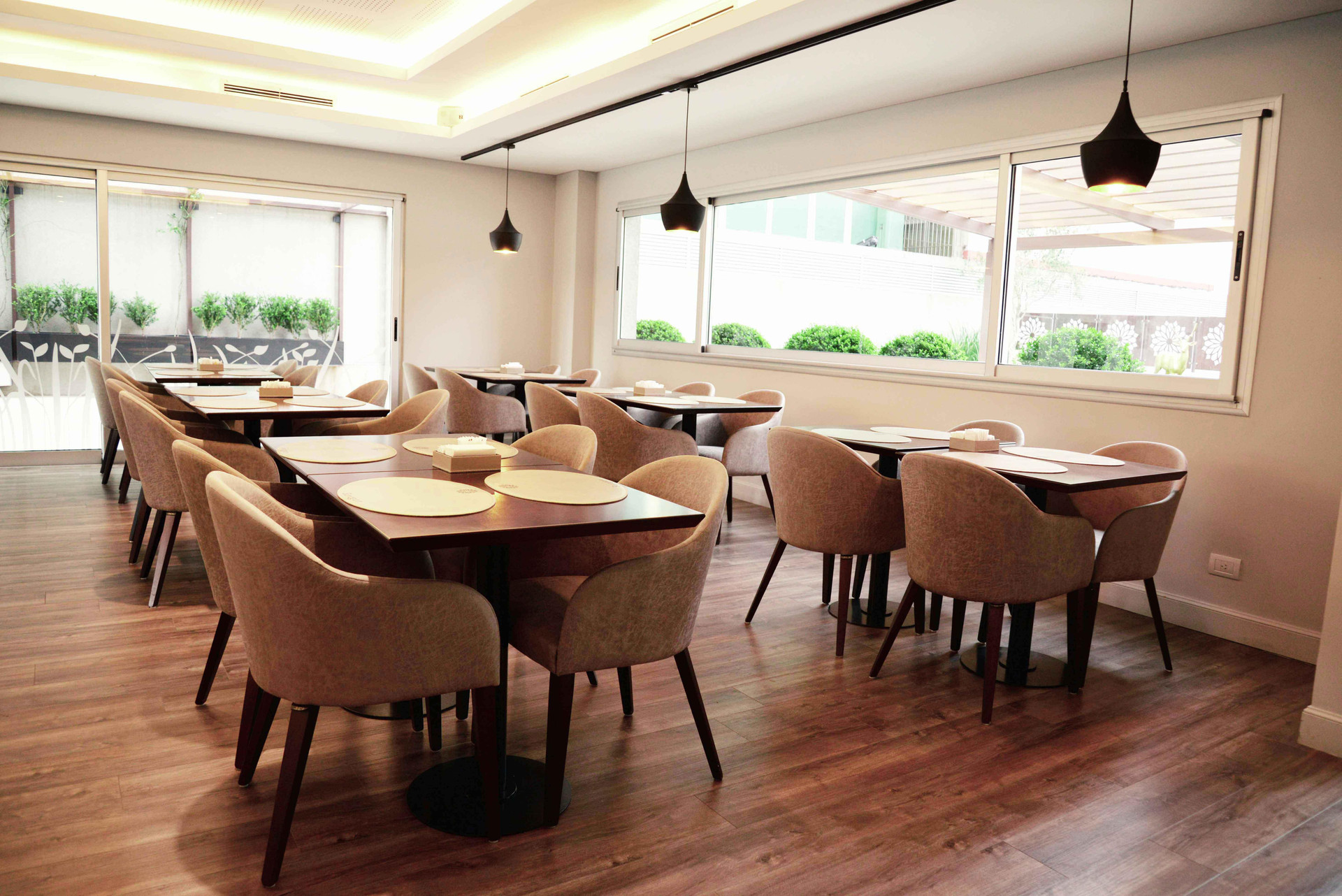 Restaurant Grandview Hotel & Convention Center Buenos Aires