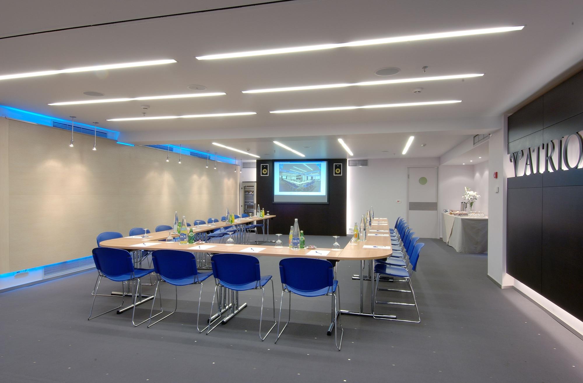 Sala de Reuniones Atrion Hotel