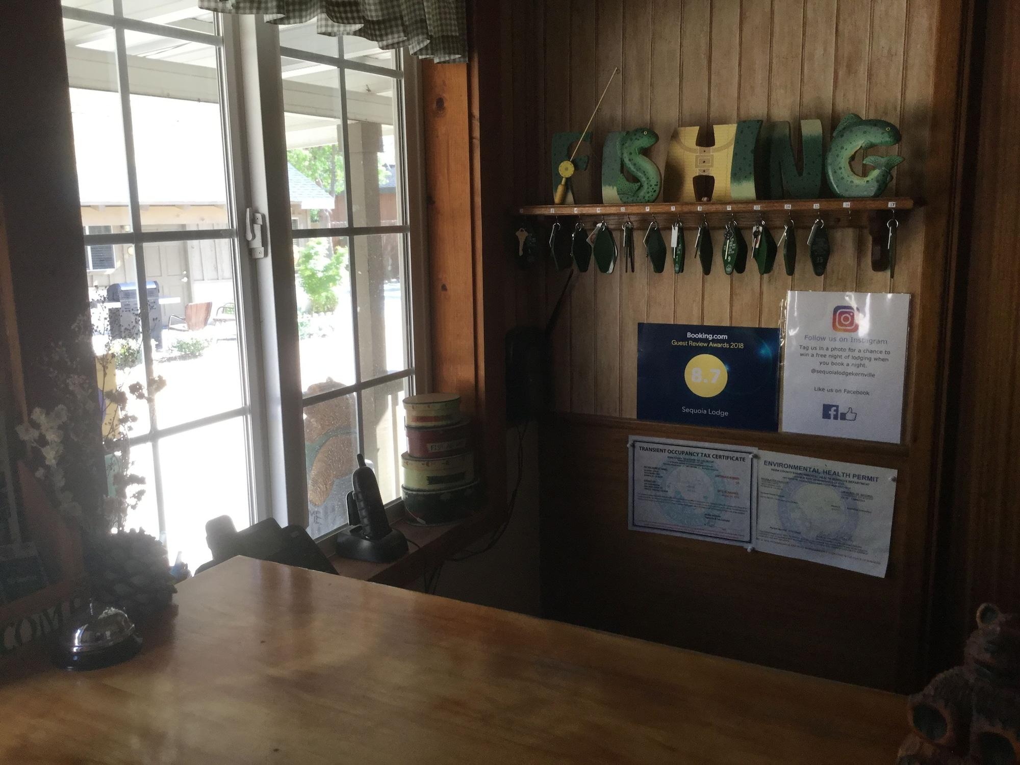 Vista Lobby Sequoia Lodge