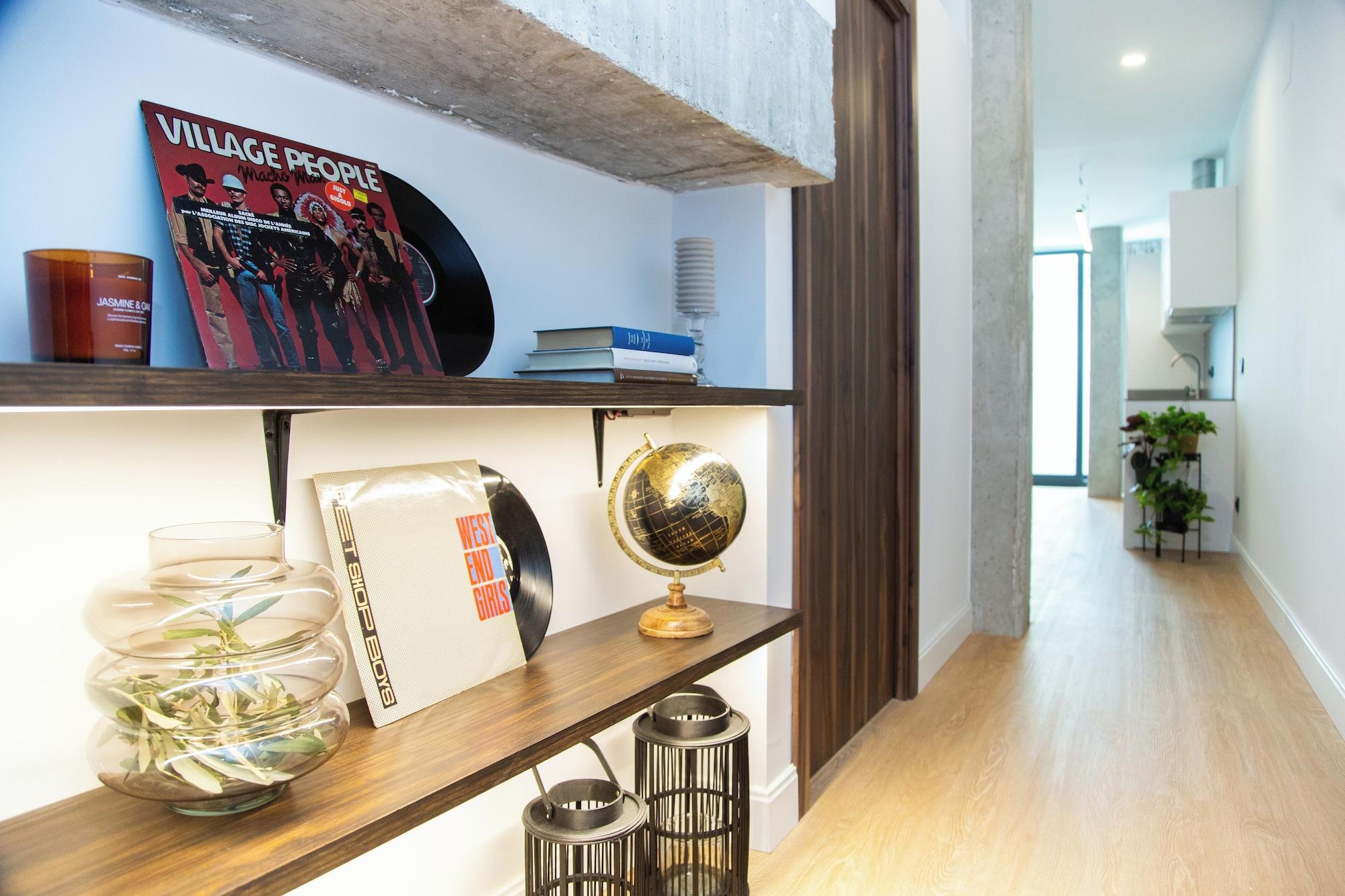 Comodidades del Alojamiento The 153 Hotel