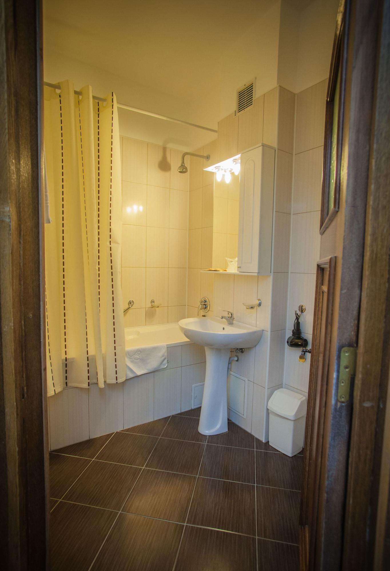 Equipamiento de Habitación Hotel Sighisoara