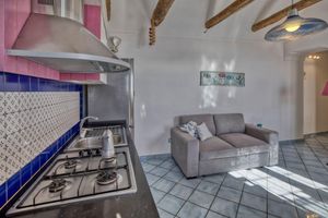 Alquiler Vacacional - The ROSE GARDEN WaveView,Parking & 5 Steps In!