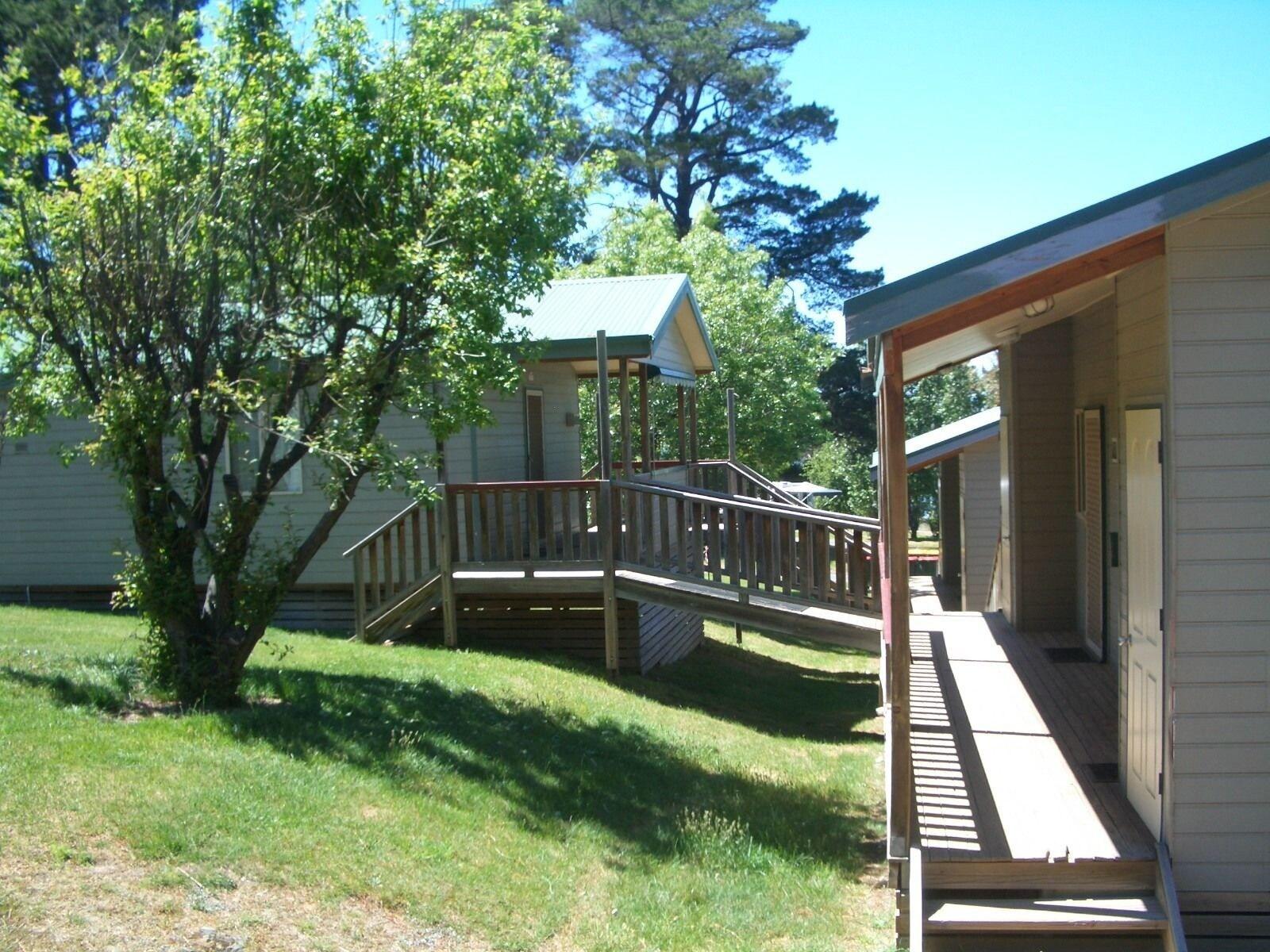 Vista Exterior Rainbow Pines Tourist Caravan Park