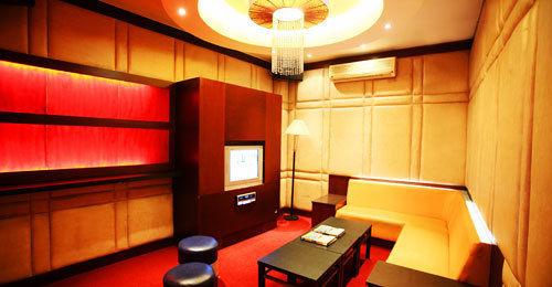 Instalaciones Recreativas Naga Regent Hotel