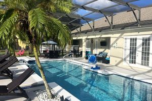 Alquiler Vacacional - Lakeview Retreat,5* villa, fabulous pool, spa, game room, near, Parks/Golf/Shops