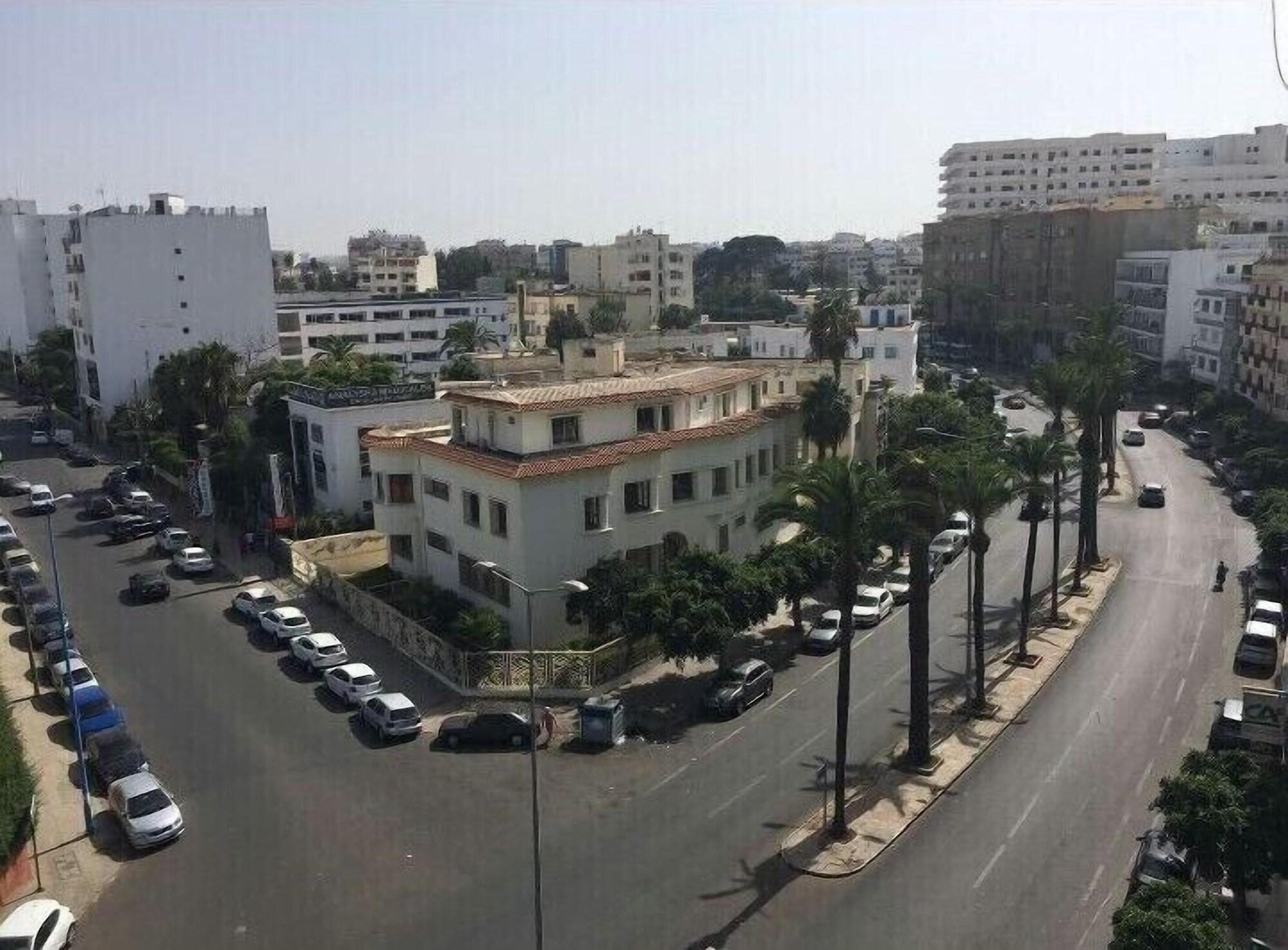 Comodidades del Alojamiento Hôtel Rania Belmadina