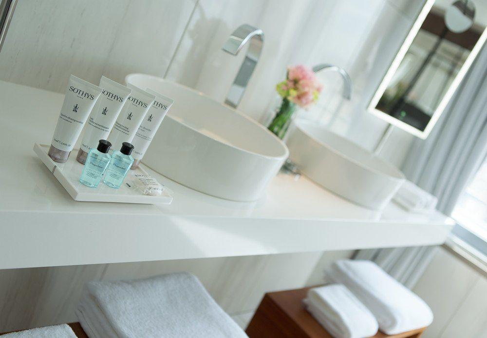 Hotel Renaissance Paris Republique Hotel