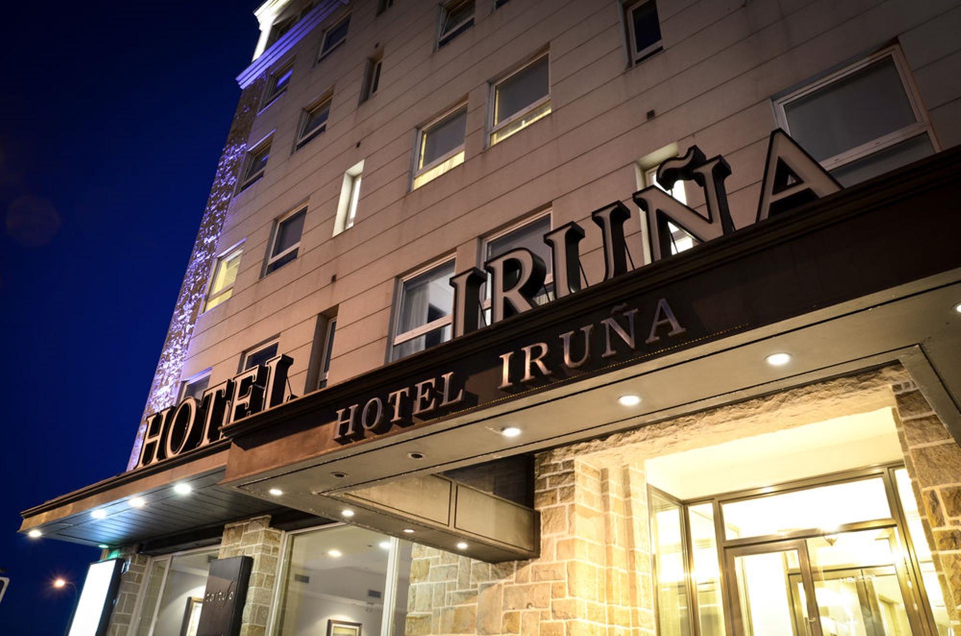 Vista Exterior Hotel Iruña
