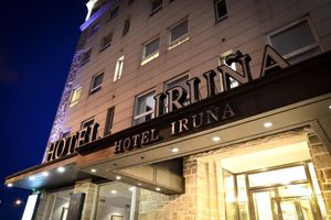 Paquete - Hotel Iruña
