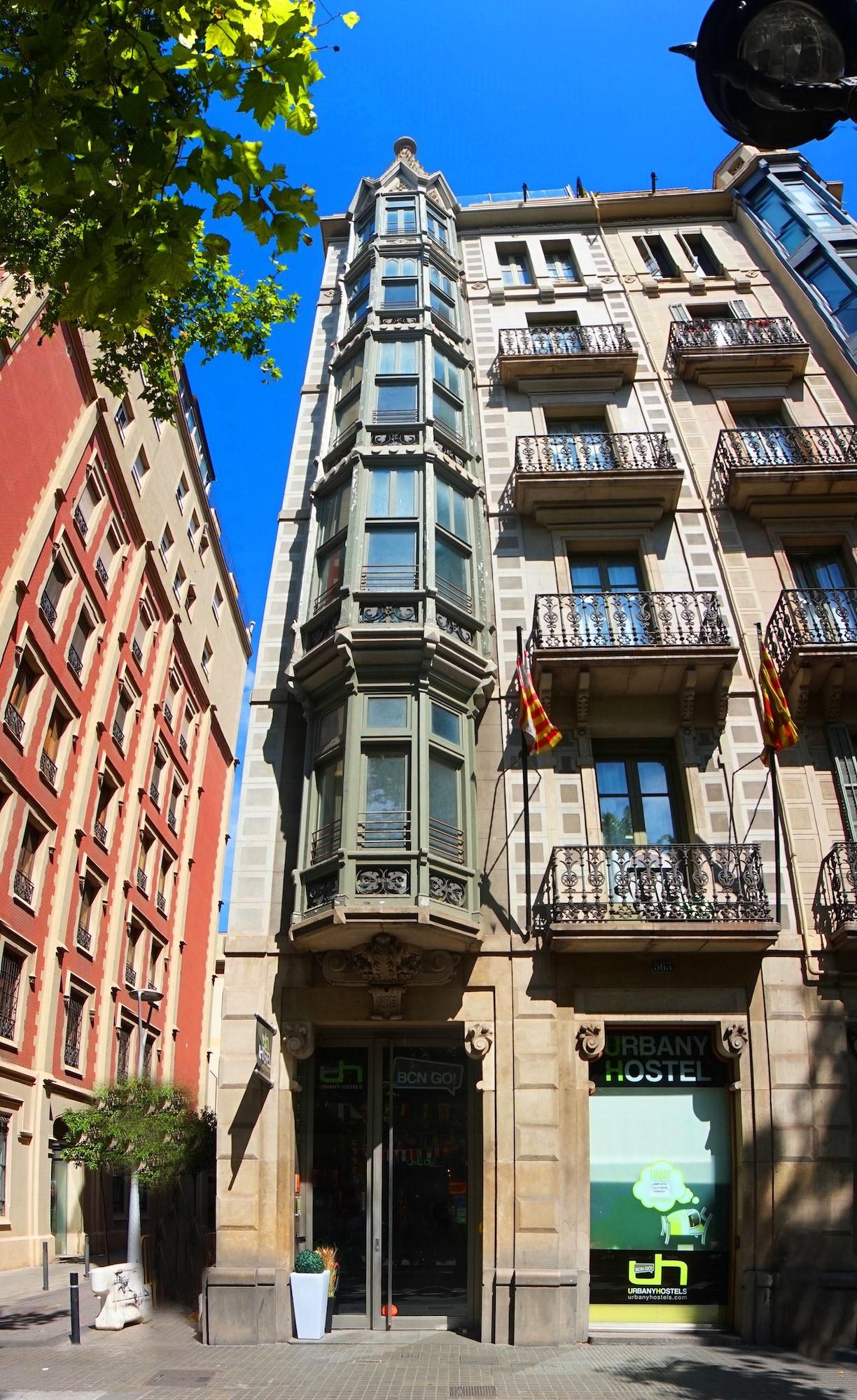 Vista Exterior Urbany Hostel BCN GO!