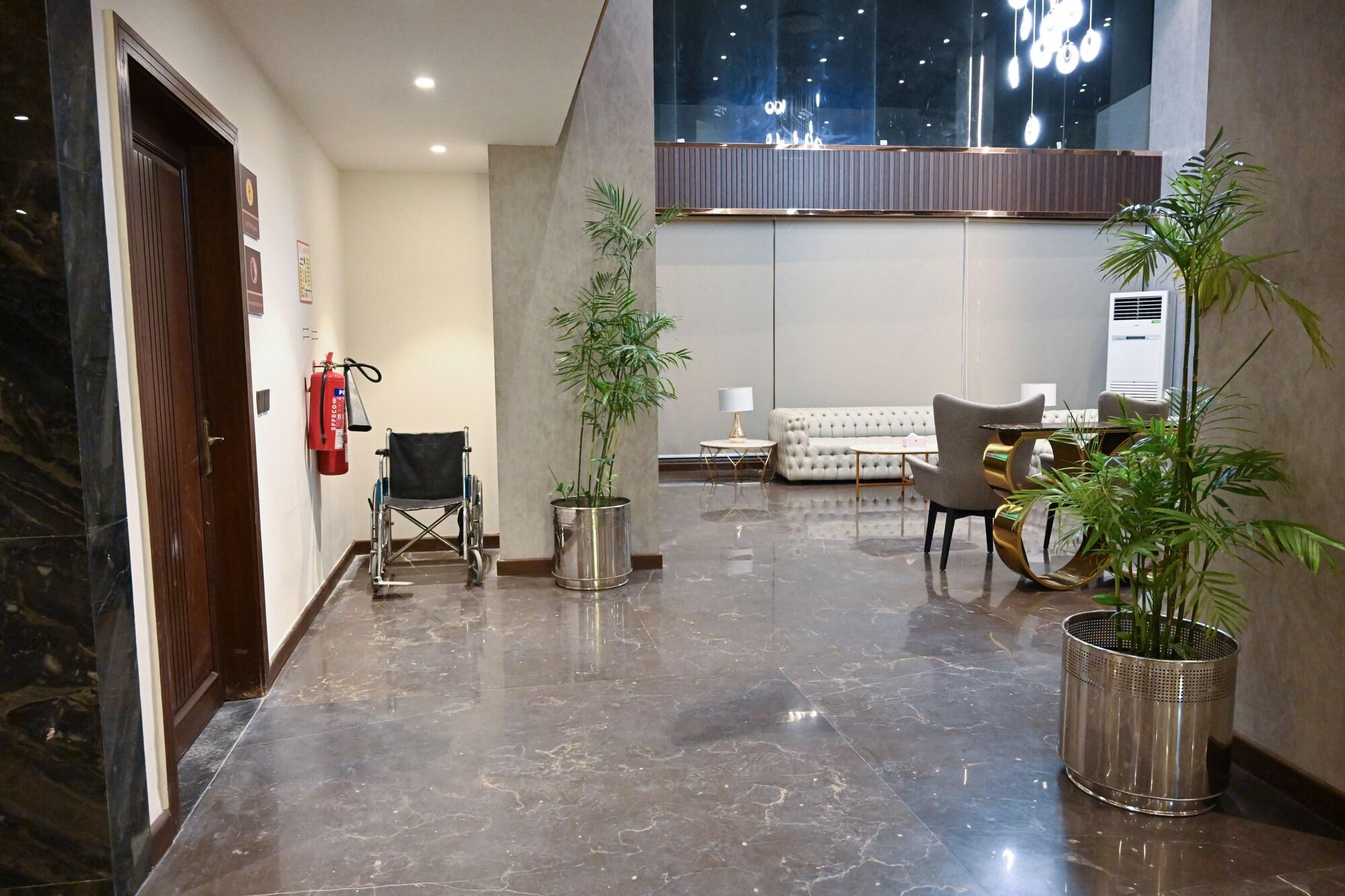 Vista Lobby Jacaranda Heights