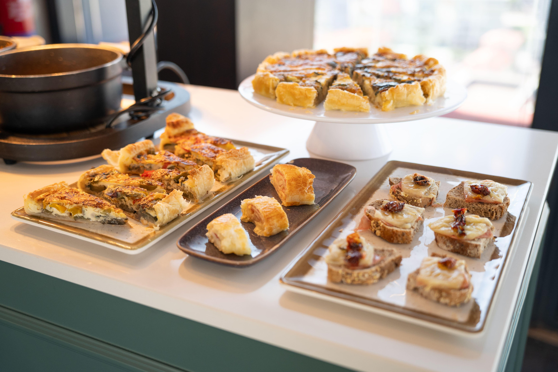 Restaurant Monte Belvedere Hotel by Shiadu