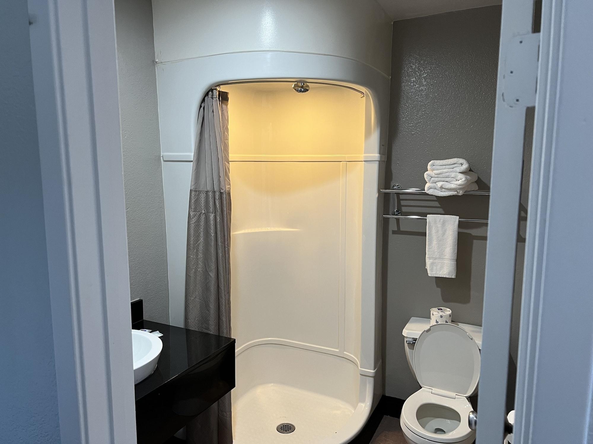 Equipamiento de Habitación Motel 6 Arcata, CA - Cal Poly Humboldt