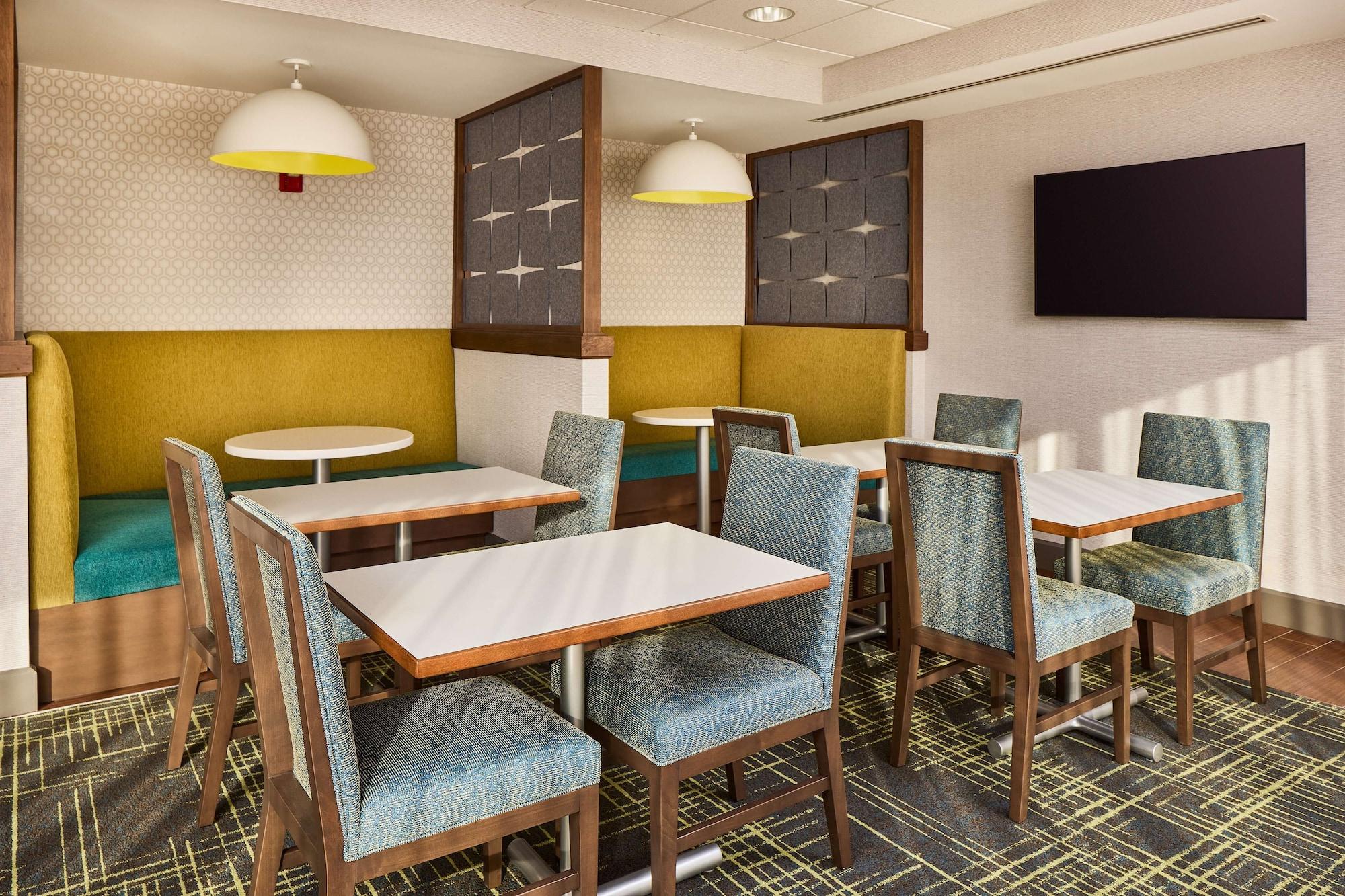 Restaurant Hampton Inn Massillon