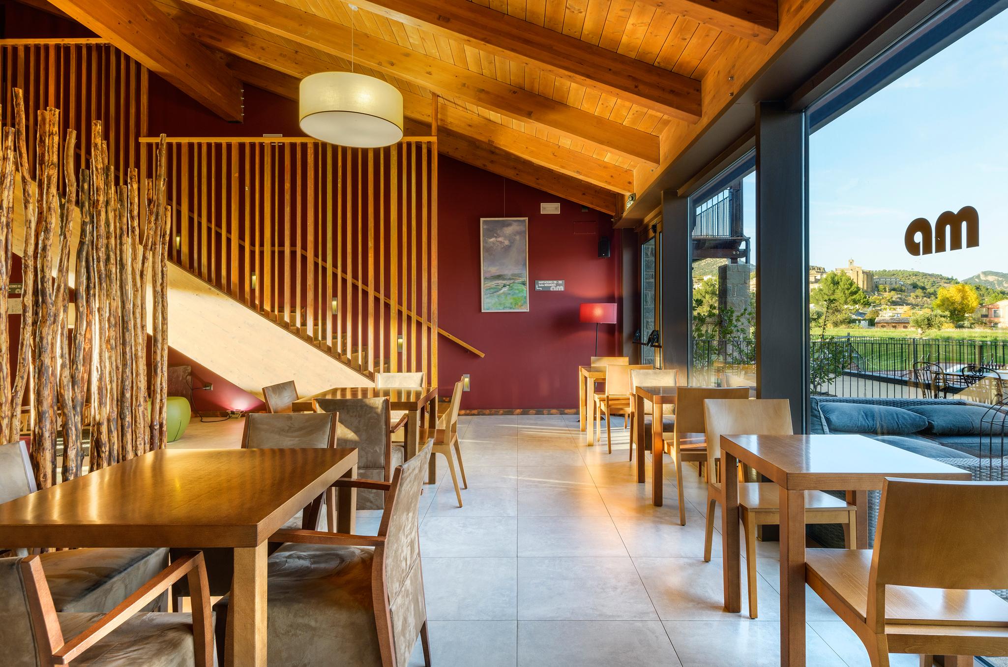 Bar/Salón Spa Aguas de los Mallos