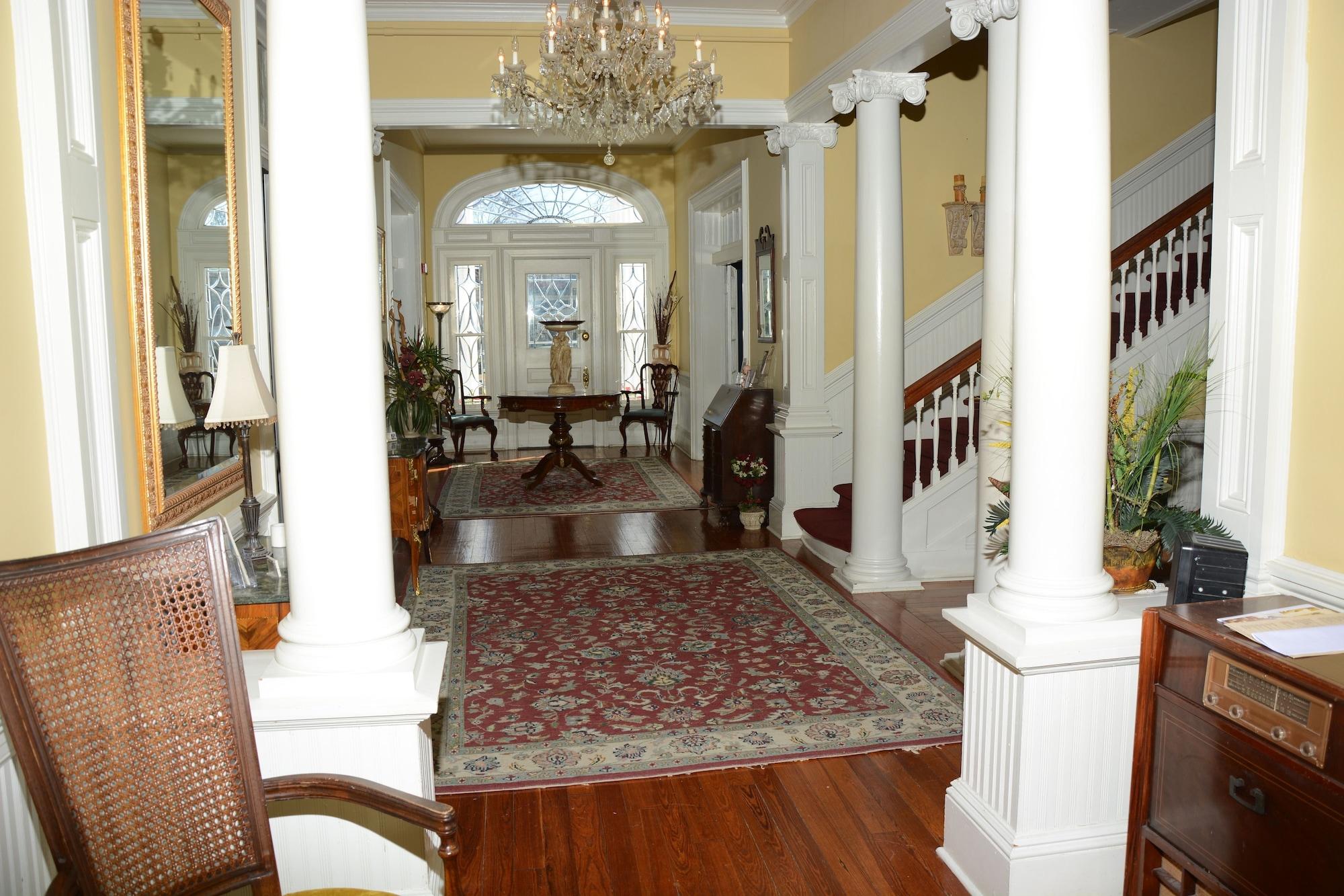 Vista Lobby Page House Bed and Breakfast