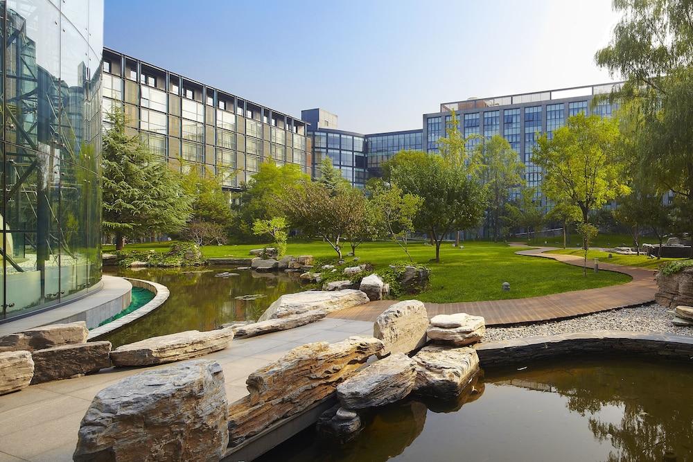 Vista Exterior The Lake View Hotel Beijing