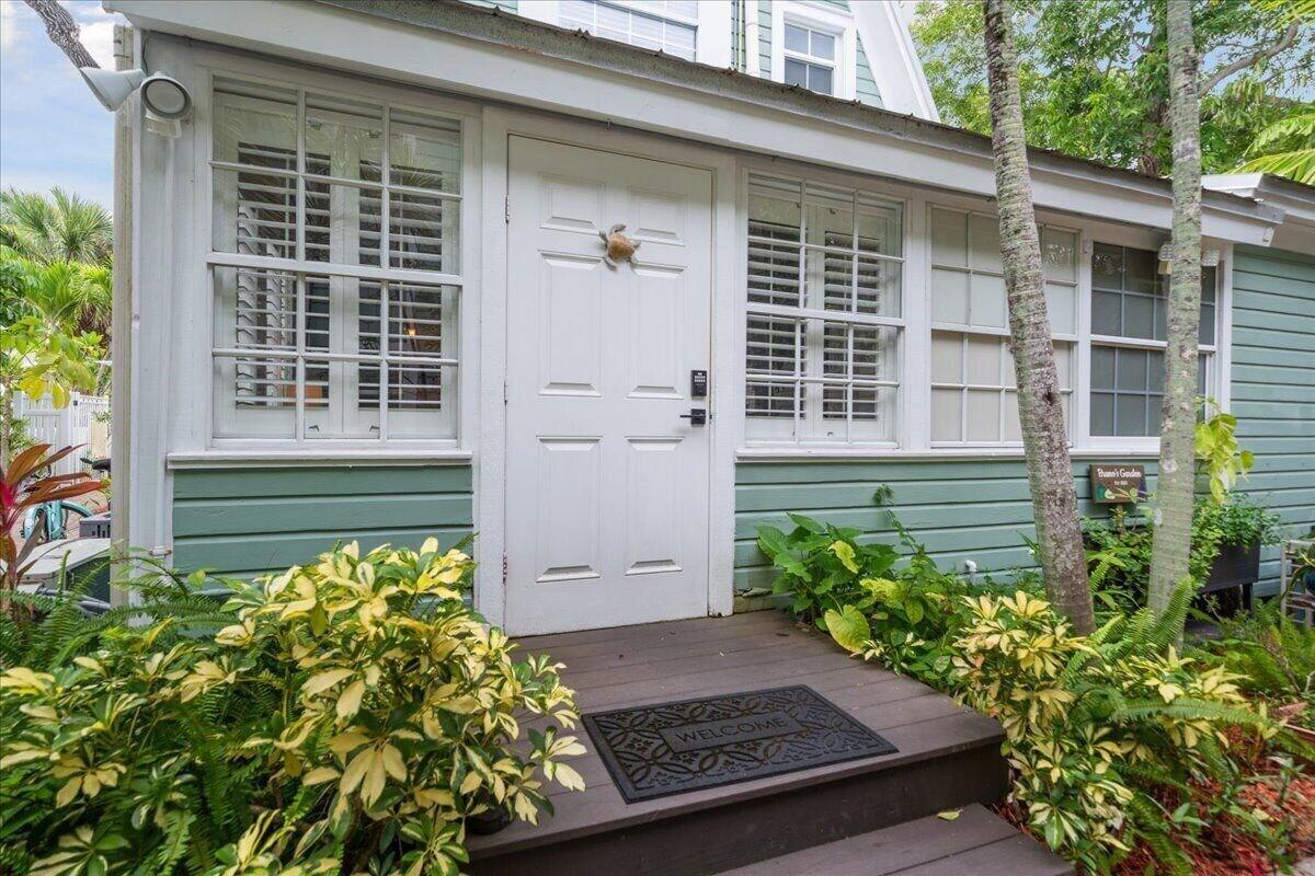 Vista Lobby Seaglass Inn