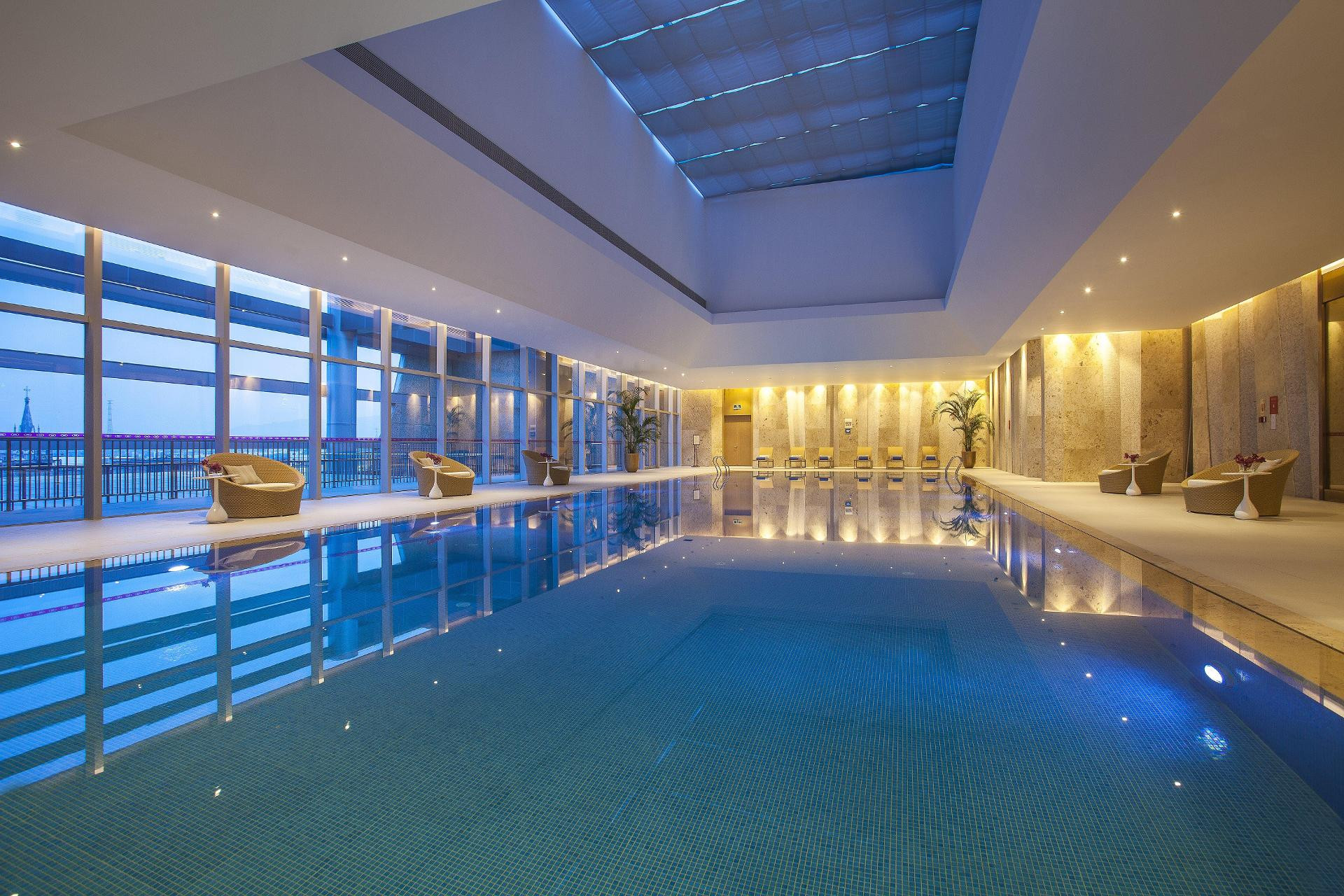 Vista Piscina Crowne Plaza Zhangzhou