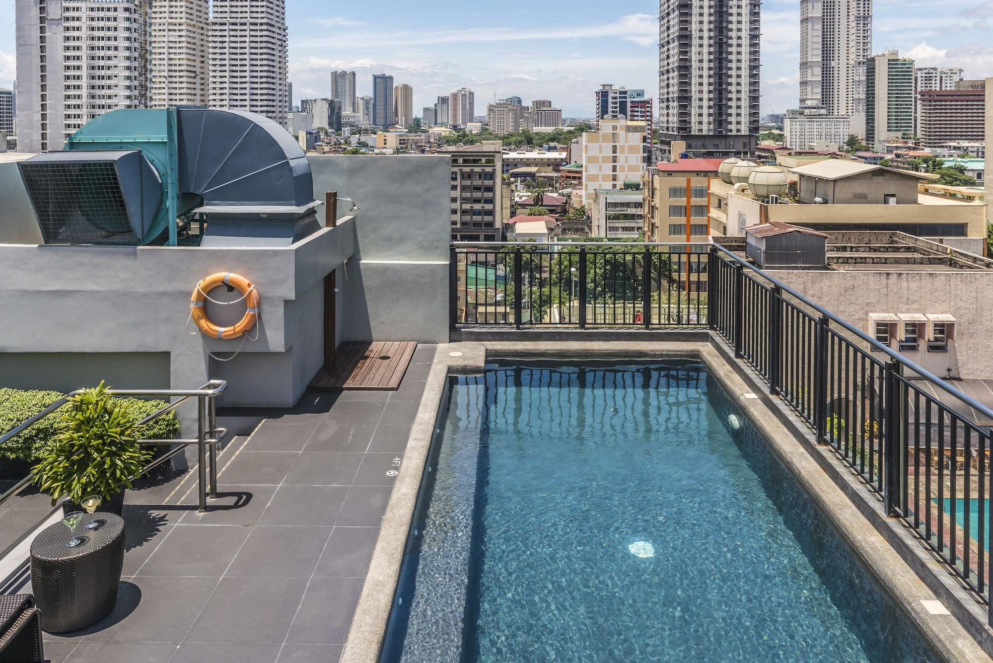 Vista Piscina Amelie Hotel Manila