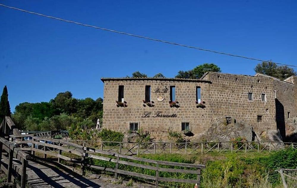 Varios Le Terrecotte