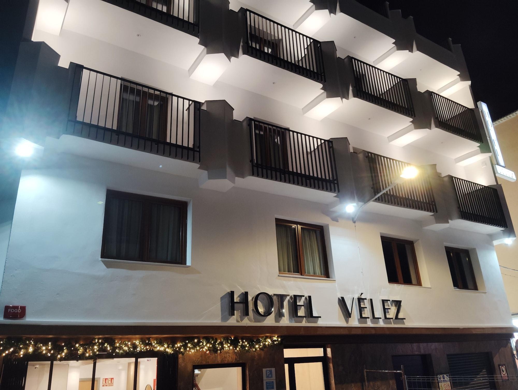 Varios Hotel Velez