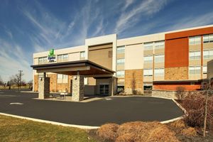 Alojamiento - Holiday Inn Express & Suites Wapakoneta by IHG