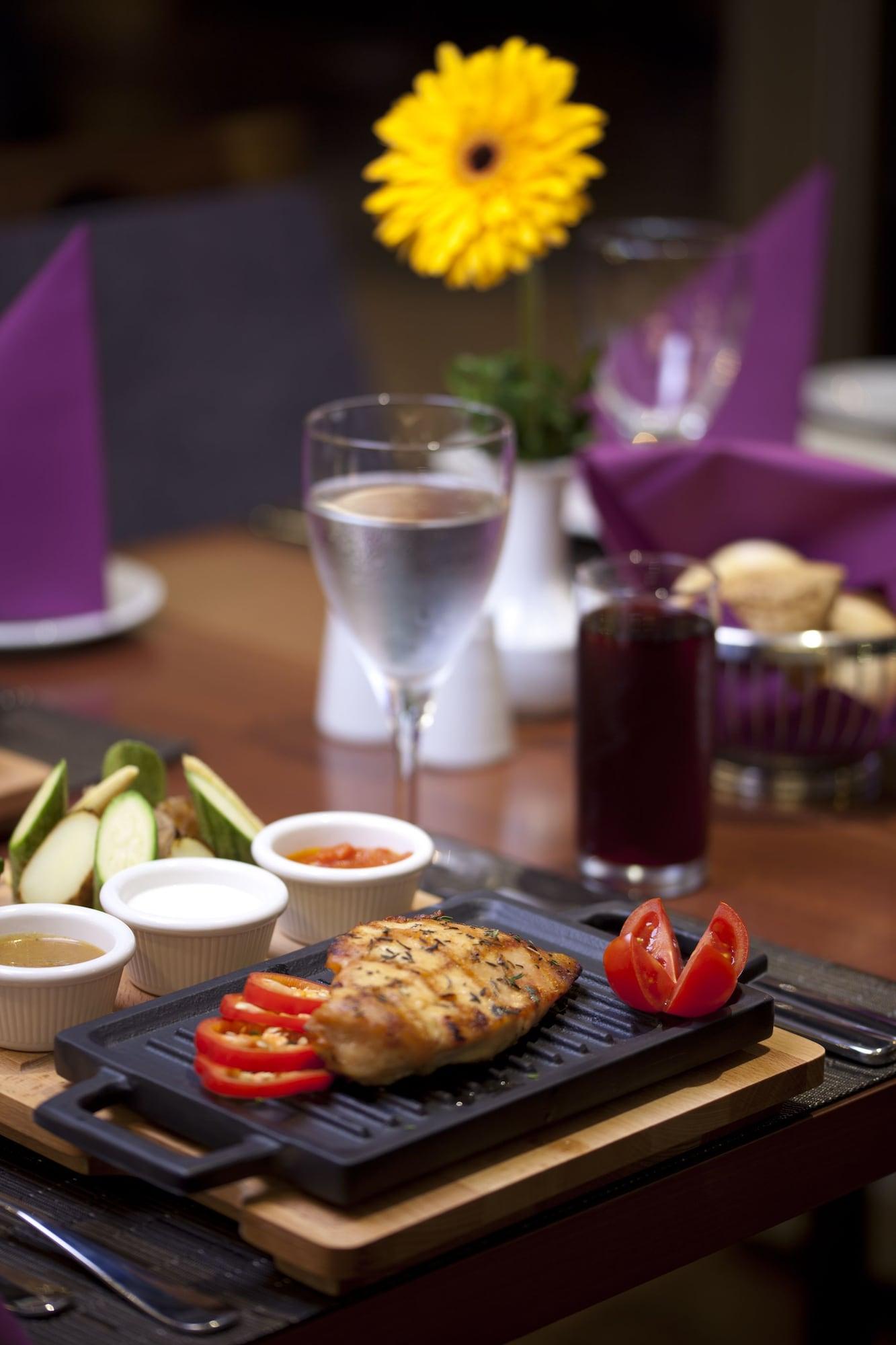 Restaurant The Parma Hotel Taksim