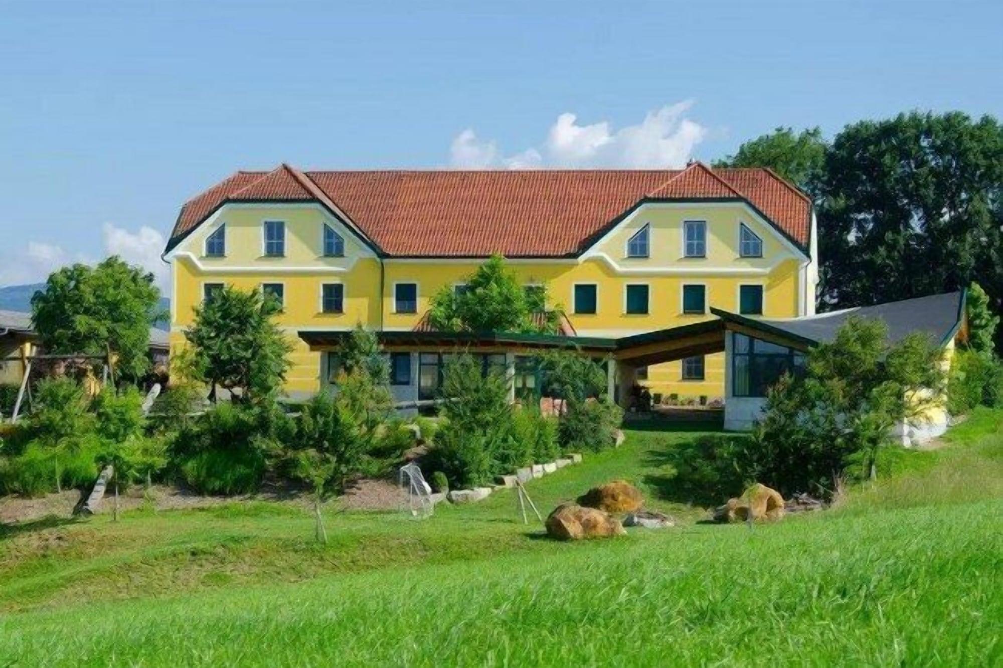 Varios Kerndlerhof
