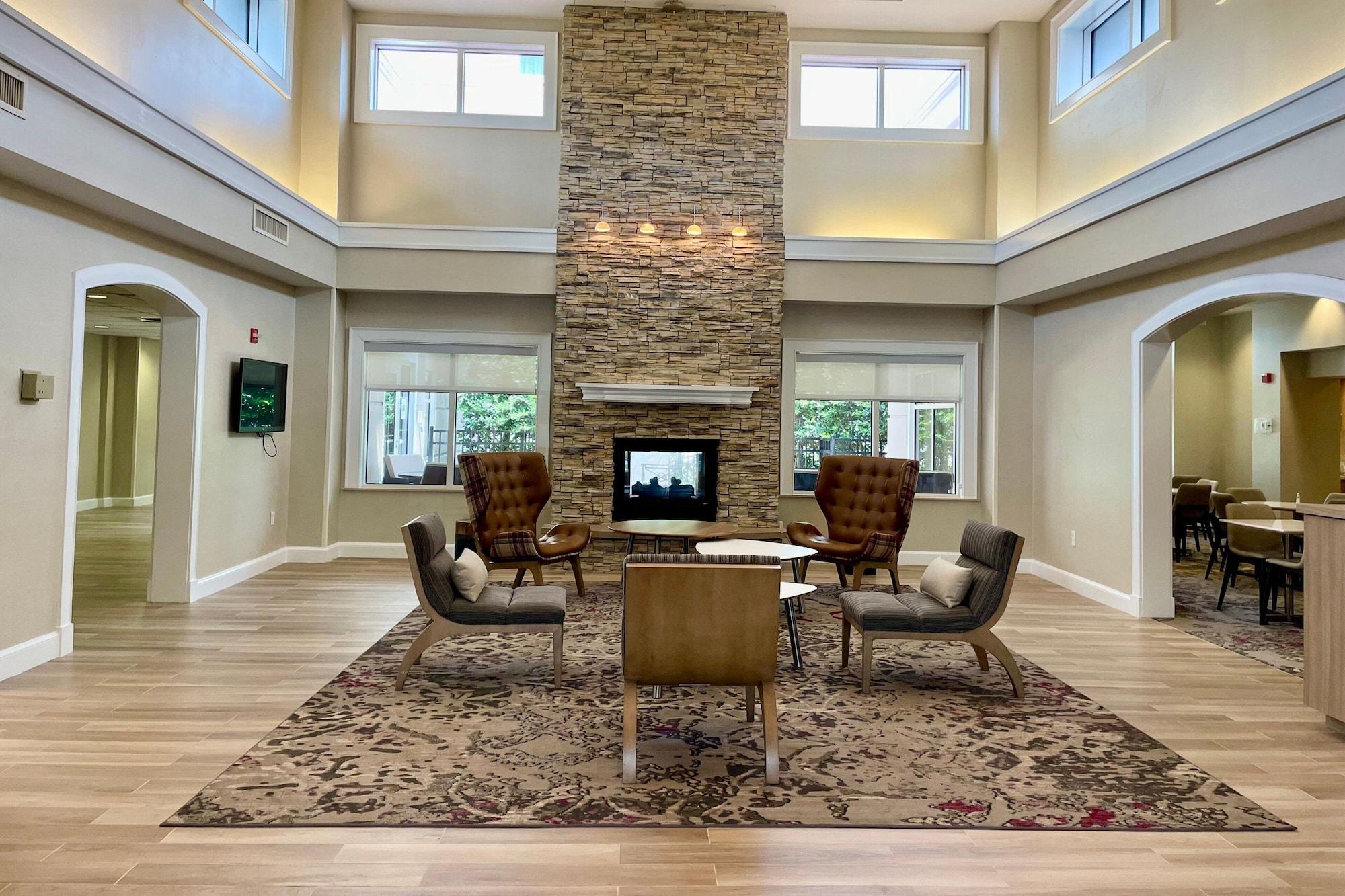 Vista Lobby Residence Inn by Marriott Norfolk Airport