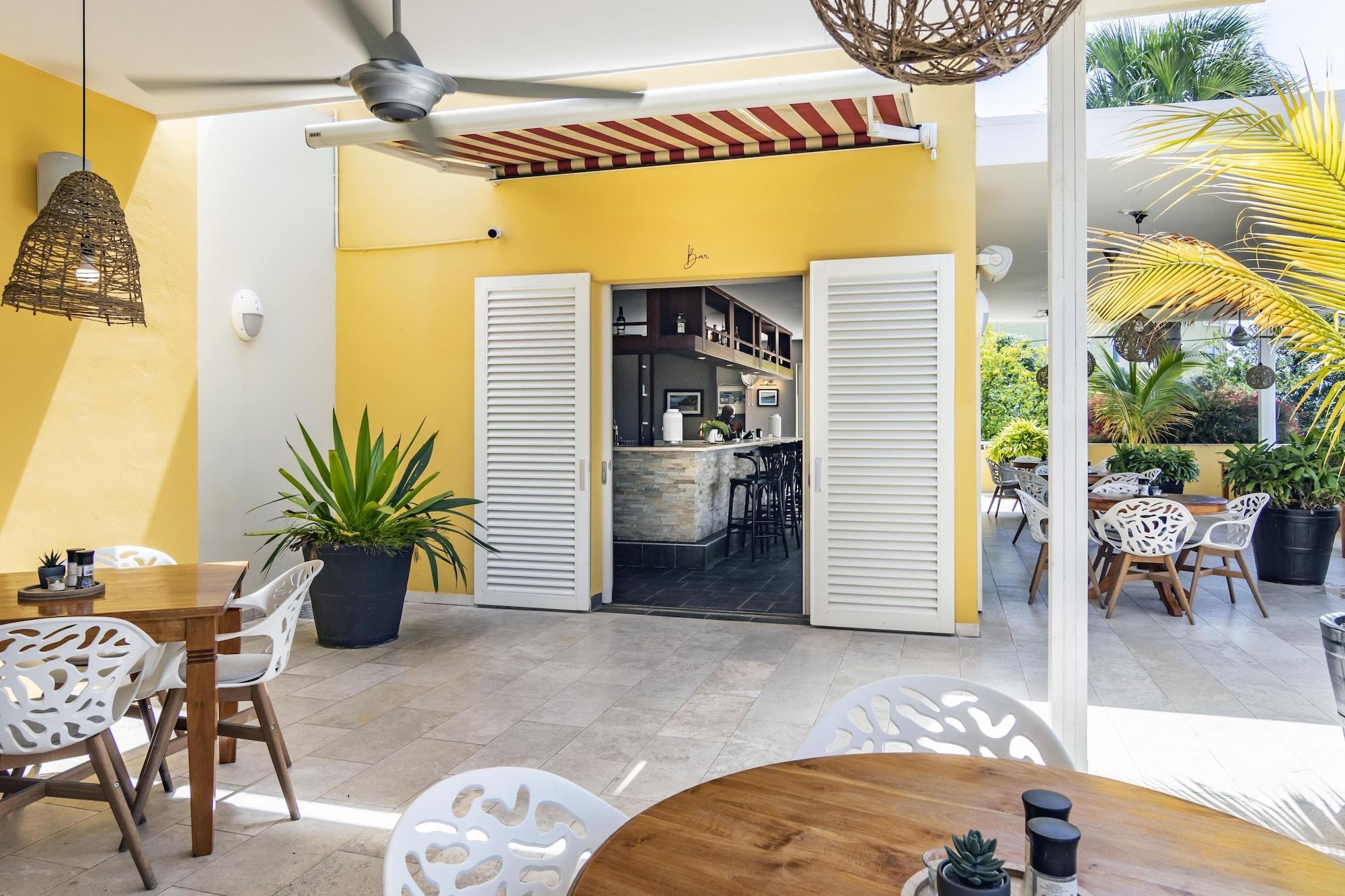 Restaurant Bayside Boutique Hotel - Blue Bay Golf & Beach Resort