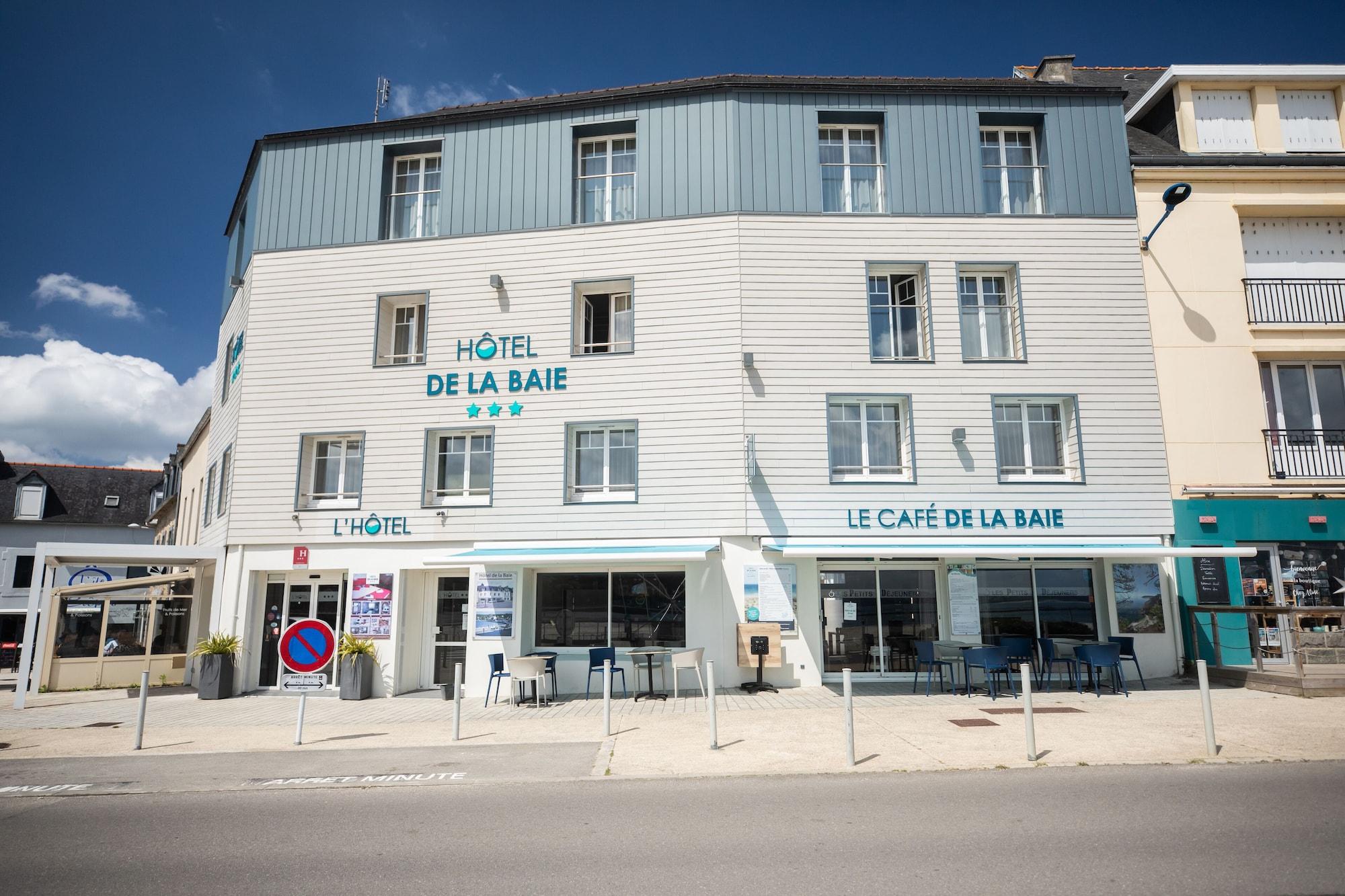 Varios Hotel de la Baie