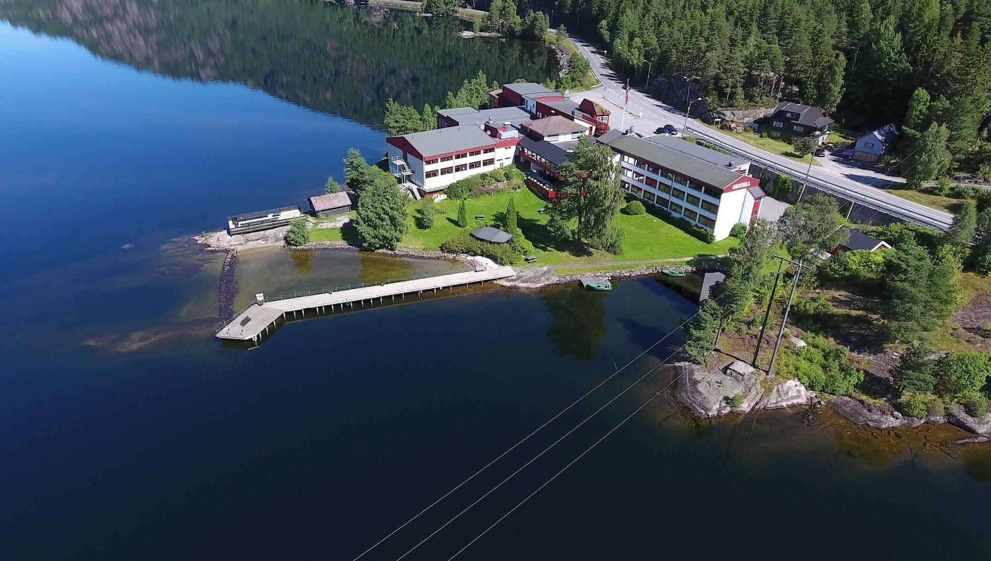 Vista Exterior Revsnes Hotell