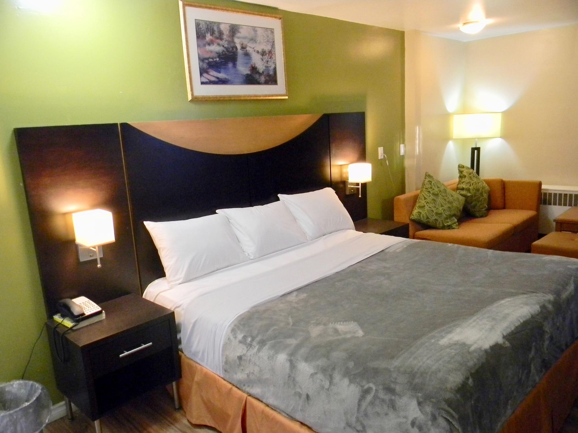 Varios American Plaza Motel
