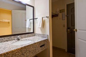 Alojamiento - Best Western Executive Inn