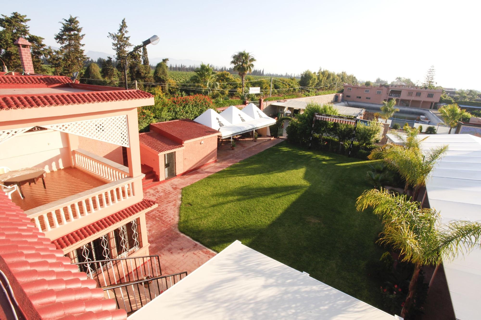 Vista Exterior Gîte Karima