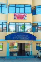 Alojamiento - Takeover Restaurant & Accommodation