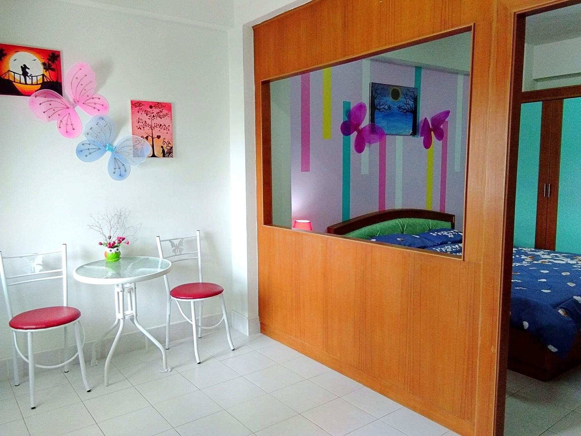 Equipamiento de Habitación Benjamart Residence