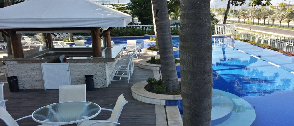 Vista Piscina Apartamento Front Lake - Barra Da Tijuca