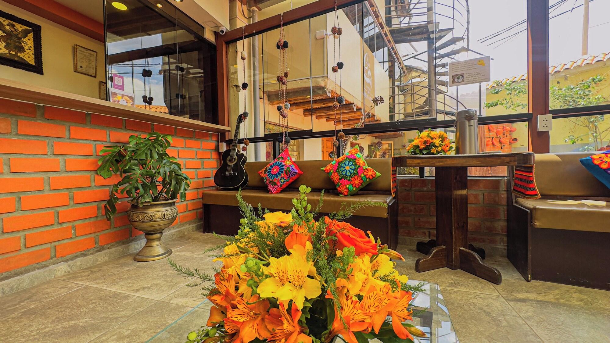 Vista Lobby Andean Atoq Hostel