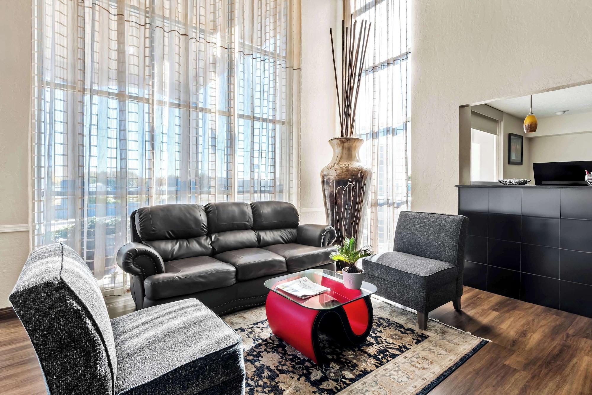 Vista Lobby SureStay Hotel by Best Western Duncan