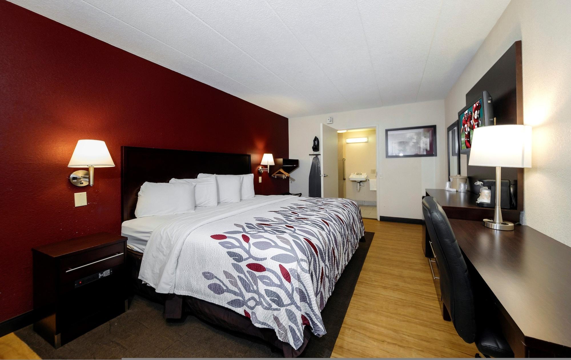 Varios Red Roof Inn Lansing East – MSU