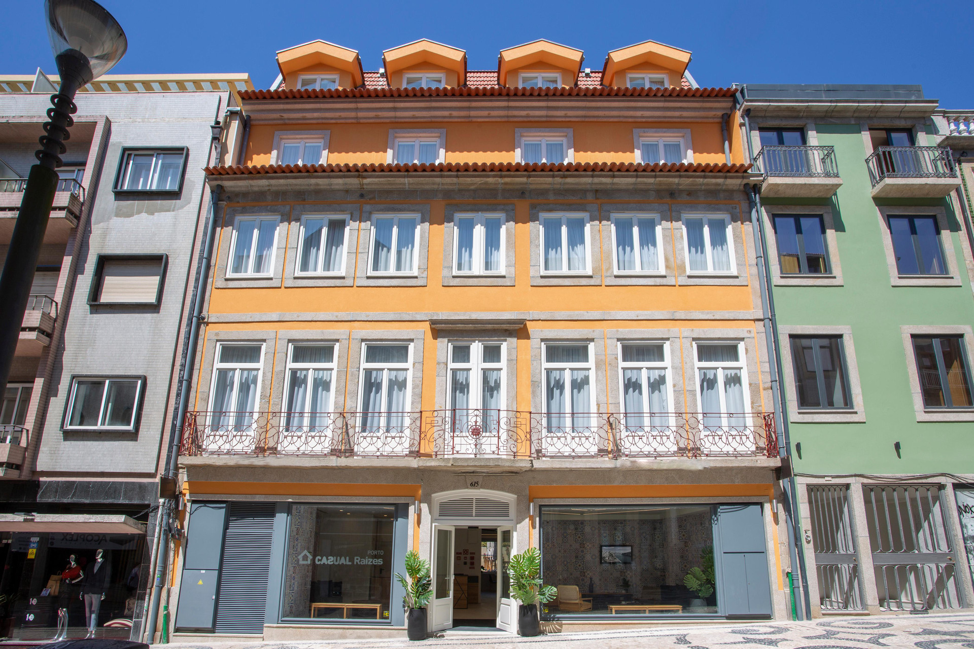 Vista Exterior Casual Raizes Porto Hotel